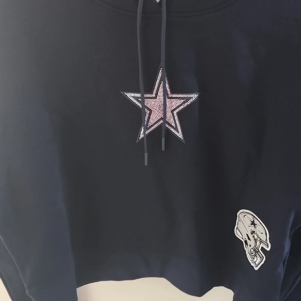 NFL Women's Dark Blue Cropped Hoodie - Picture 2 of 4